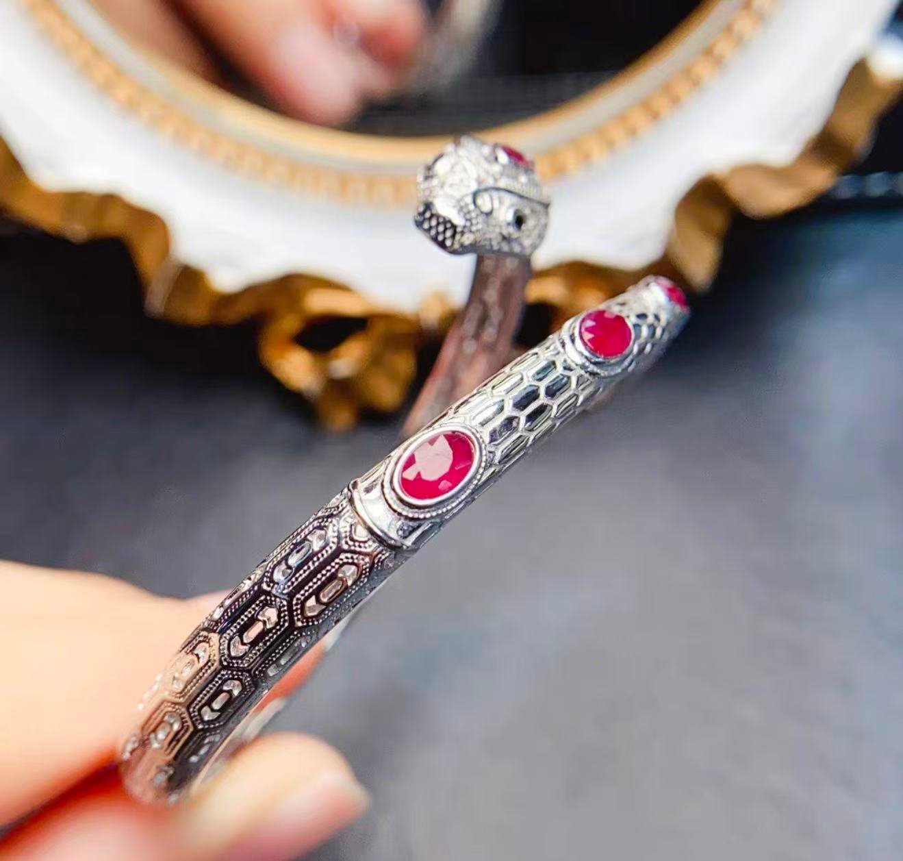 Serpentine Ruby Bracelet - 图片 4